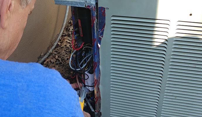 Professional repairing heating system